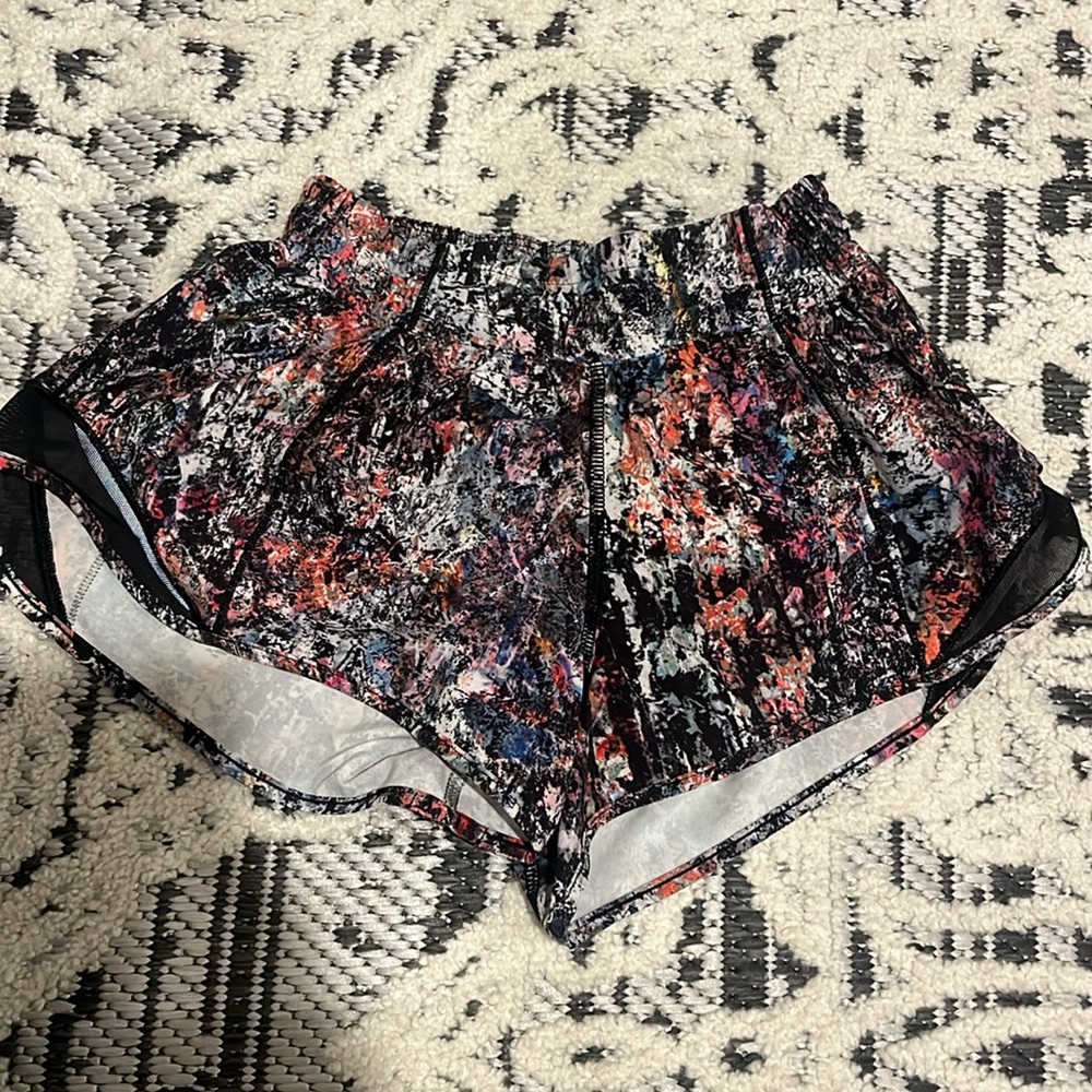 Lulu Lemon Hotty Hot Shorts